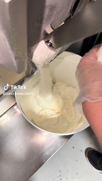 Behind the scenes of Coconut Cream Pie!🥥 Coconut cream ice cream mixed with homemade pie crust pieces, toasted coconut, and swirled with whipped topping!🍨 #stellasicecream #icecream #coconutcreampie