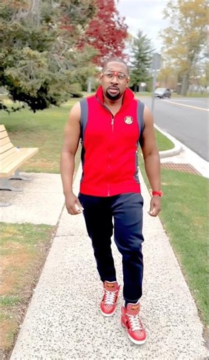 EASY WAY TO STYLE RED 🔴 GUCCI SNEAKERS