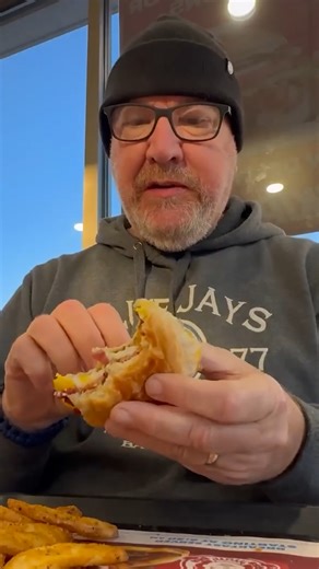 My Spooky Wendy’s Meal 🎃 Not What I Expected! | KBDProductionsTV