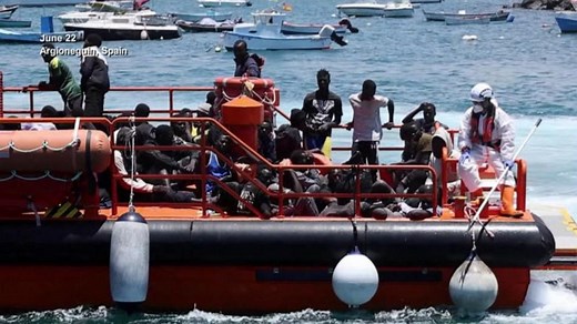Rescue operations underway for 4 sunken boats carrying refugees
