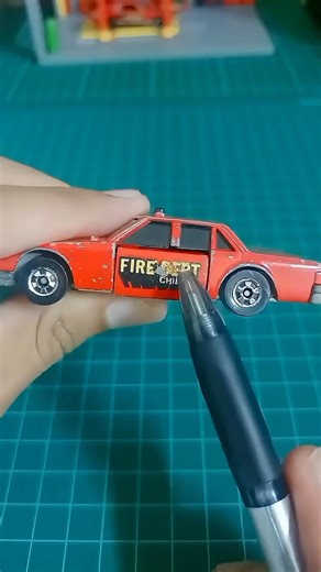 These Toy Cars Crash Like Real Cars 😳