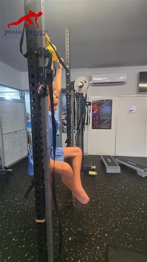 Training in small groups gives you the best of both worlds: the personal attention of coaching, combined with the energy and accountability of training alongside others. Here’s why it works: 🔹 Individualised coaching – Corrective feedback and guidance tailored to your body. 🔹 Movement mastery – Every session blends mobility, strength, and neurological control for sustainable progress. 🔹 Motivation & accountability – The group keeps you engaged, while the coach ensures you stay on track. 🔹 Ef