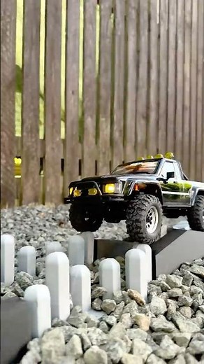 HPI Venture 18 Brushless RC Takes On Backyard 3D Printed Crawler Course Test