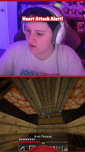 Watch as I react to a spooky surprise during my Minecraft stream! Halloween vibes are still alive and kicking. How do you handle unexpected scares?#Minecraft #Halloween #SpookySurprise #GamingMoments #HeartAttack