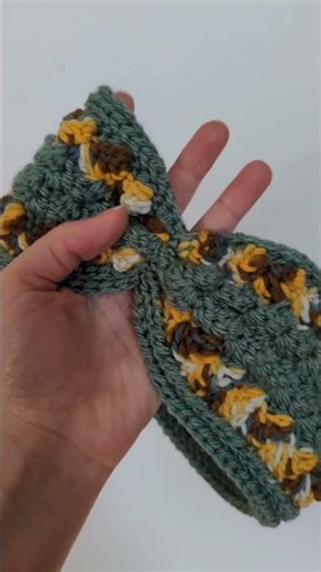 Quick ear warmer make for winter | Acrylic yarn stash busting #crochet