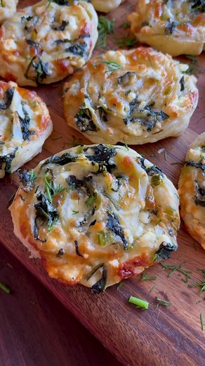 Spanakopita Puff Pastry Swirls (full recipe is on: Hungry Happens dot Net )