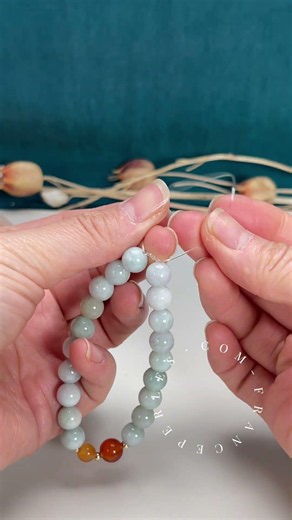 Jade & carnelian bracelet ✨ Fresh and vibrant #bracelet