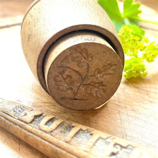 Small Vintage Butter Mold: Hand Carved Oak Leaf Design - Etsy