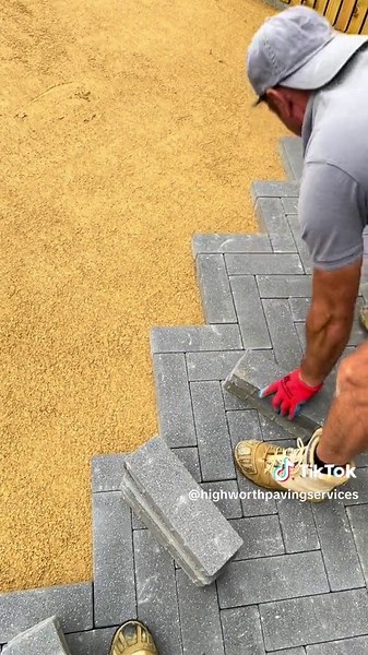 How to Lay Pavers for a Durable Walkway