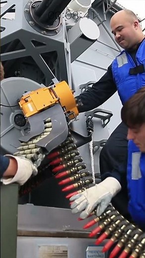 Loading 20mm Tungsten Ammo into Phalanx CIWS
