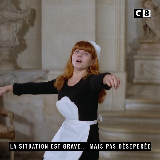 Un retour dans les années 70 avec des cadavres dans le placard, ça vous dit ? 😂 Votre film “La situation est grave … Mais pas désespérée” à 21:05 sur C8 | C8