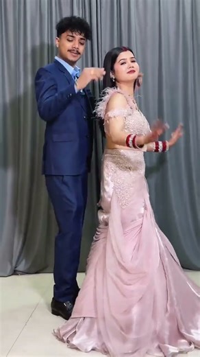 Latest Trending Wedding Couple Outfits Stylish Bride–Groom Look Wedding Fashion#song #fashion #shots