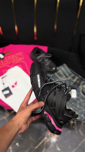 Vidéos de 𝙈𝙤𝙙𝙖_𝙡𝙪𝙭𝙪𝙧𝙮😎❤️ (@moda_nova_luxury) avec son original - ⚜️ 𝕽𝖆𝖎 𝖒𝖚𝖘𝖎𝖈 ⚜️