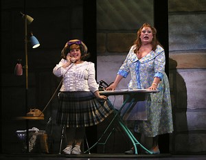 112K views · 2.7K reactions | Watch this rare HAIRSPRAY rehearsal video to celebrate the show's 15th birthday! | Broadway.com | Facebook