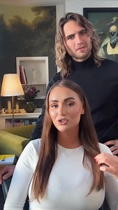 Rich, effortless shine 🤎 We wanted to bring this faded colour back to life, creating a neutral, glossy chocolate brown that feels expensive but still wearable every day. I kept it simple but effective using @goldwelluk Topchic Zero 5N with 10vol. A low-ammonia formula that delivers incredible shine and depth while staying perfectly balanced, never too warm or too cool. Topchic Zero gives me everything I need as a stylist: Up to 100% grey coverage Vegan ammonia-free Infused with IntraLipid for s