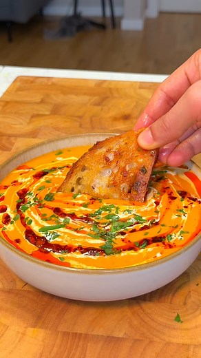 Roasted butternut squash soup 🥣 #pumpkin #veggierecipes #pumpkins #roasted #vegan #butternutsquashsoup #veganrecipes #souprecipes #soupseason #easysoup #soup #souprecipe #butternutsquash #autumnfood #roastedveggies #comfortfood #veganfood #veganrecipe #soupseason #sweetpotatoes #soup #soupseason #vegetarianrecipes #easysoup #vegancomfortfood #vegetarian #wintersoup #pumpkinsoup #soupseason #vegandinner | Dr. Vegan