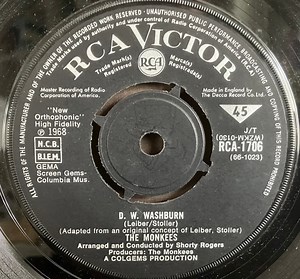 The Monkees - It's Nice To Be With You / D. W. Washburn