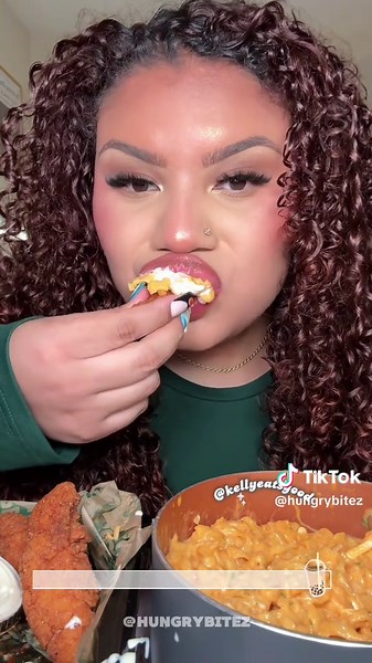 Buldak & Wingstop Mukbang: Unbeatable Food Combo!