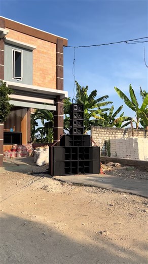 Melu usume dangdut nrotok kang😂 #MTS_Pro_Audio #fypシ゚viral #soundsystem #fypシ #sound