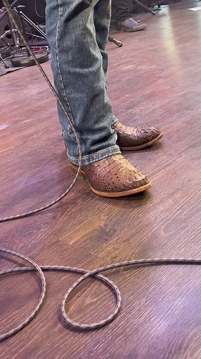 Shows this week!July 25th Kamas, UT @kamasvalleyfiestadays @calebbennettinvitational we play after the rodeo. July 26th Morgan, UT @warrior_rizen July 27th @kamasvalleyfiestadays concert after the rodeo#chrispetersencountry #tonylama | DieHard Cowboy