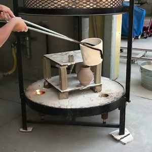 7.8K views · 109 reactions | An interesting firing method. From @venturacollegeceramics - Obvara firing. The pot is fired to 1500^F, dipped in the Obvara mix (flour, sugar, yeast) to create burned surface then in water to stop the coloration. #ceramic #clay #jenchiwu #venturacollegeceramics #ceramics #pottery #potteryvideos #lowfireceramics #obvara #obvarafiring #obvarapottery #marciaselsor #potterymaking #wip #handmade #art #craft #firing #fire #hot #kiln | Pottery Making Info | Facebook