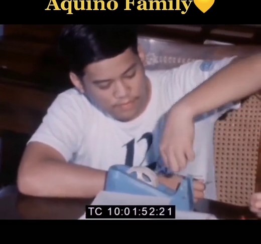 Aquino Family Wrapping Up Presents December 1977 (🎥History In Motion)