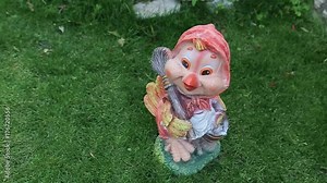 Garden Fountain Sculptures of chicken