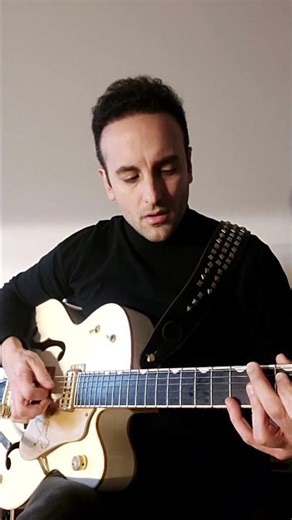 Mr. Sandman — Chet Atkins style