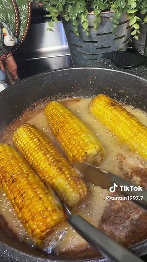 Delicious Mexican Corn on the Cob Recipe