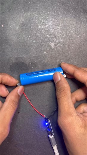 Electricity Experiment on Instagram: "Li-ion Magnetic Charger #experiment"