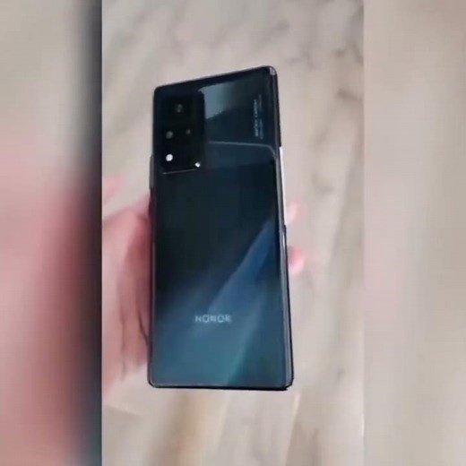 Honor V40 5G: A very stylish & premium looking smartphone | First Look #HonorV40