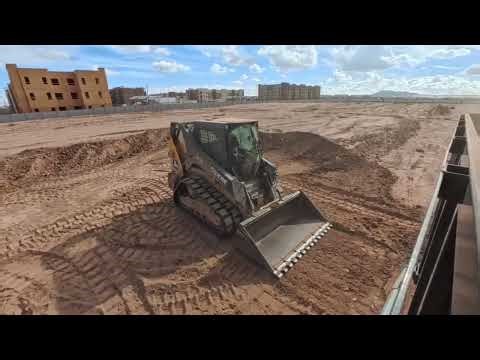 Deere 317G Compact Track Loader