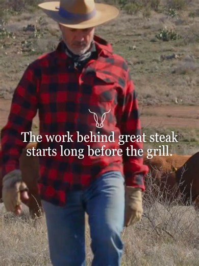 It begins on American ranches, where cattle are raised with time, care, and responsibility. That’s what makes the difference. Learn where your meat comes from and shop quality meat from #BackyardButchers.🐄🤠