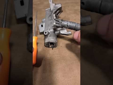 Jeep JK 08-17 Ignition Lock removal