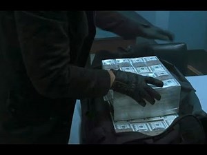 盗贼抢银行被抓坐了8年牢，刚出狱第一天，马上又去偷了一千万