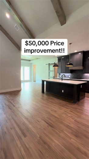 Waxahachie Home For sale!! Almost fired my assistant because she keeps closing the doors as I film 😆. 4 | 4| 3350 sqft - 1.77 acres #movingtodallas #newhome #texashomes #waxahachie #waxahachiehomes @Canyon Creek Construction