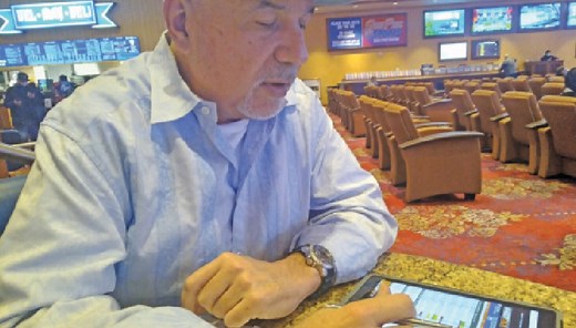 Former bookie recounts past life working with Chicago mob, how he got out