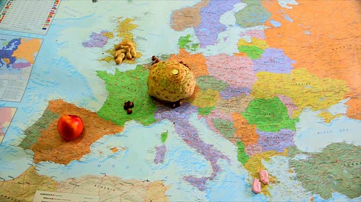 BBC Two - Trust Me, I'm a Doctor, Series 1 - Is it possible to cure hayfever?