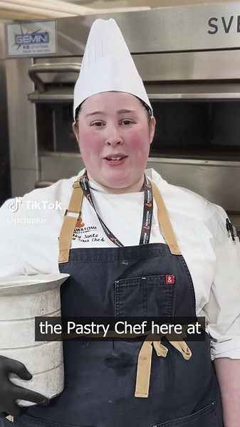 Holiday Baking: Prevent Cheesecake Cracking