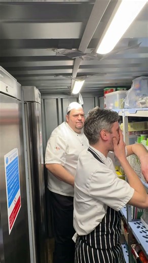Chef Paolo’s Slap Helps You Remember 😂 #funny #chefhumor #restaurantlife #italianfood #youtubeshorts