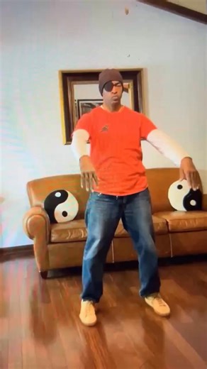 Temple Style Tai Chi: The Forward Drift of Commencement (An Invitation to Dialogue) In Temple Style Tai Chi, the first movement — often called “Commencement” — is not a static preparation. It is a living initiation, where the entire body begins to move forward, even before the feet leave the ground. Unlike the Yang-style approach, which often emphasizes centered stillness and vertical descent, Temple Style teaches that the arms do not rise alone. As they extend forward, the body’s weight subtly 