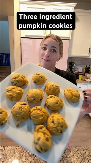 The BEST pumpkin cookies! ￼