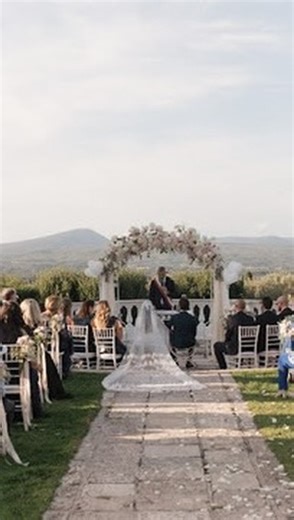 𝓒𝓪𝓼𝓲𝓷𝓪 𝓭𝓲 𝓟𝓸𝓰𝓰𝓲𝓸 𝓭𝓮𝓵𝓵𝓪 𝓡𝓸𝓽𝓪 on Instagram: "There are weddings that stay with you. Not because of a single detail, but because of how they make you feel. This is the full story of a day filled with elegance and intensity, with soul, light, and truth. Valeria and Luca, your love has a clear voice. And here, it can be felt in every moment. 💕💕💕💕💕💕💕💕 Ci sono matrimoni che restano. Non per un dettaglio, ma per come ti fanno sentire. Questo è il racconto completo di una g