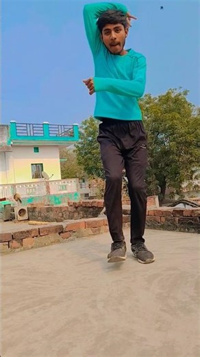 #sagwa khote ke bahana karke aaiha khet me #dance #bhojpurisong #newsong#song #khesarilalyadav