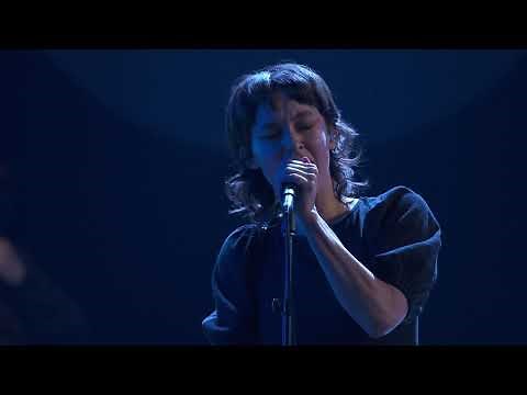 Meg Myers - Running Up That Hill (Live at iHeart Radio's Women Who Rock)