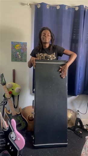 Johnny on Instagram: "New guitar day! - - - - #guitar #metal #pantera #musician"