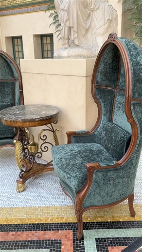 Everyone's favorite chaise lounges (and more new furniture) are back inside the atrium! 🙌 | French Lick Resort