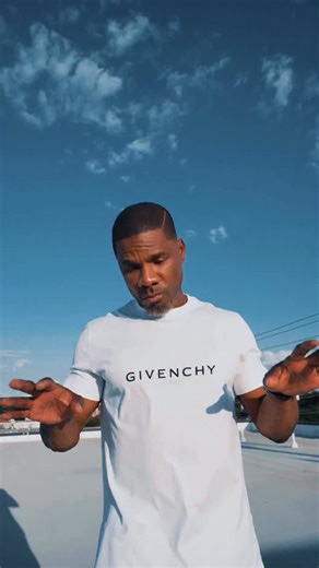 Family… talk to me 🙏🏾 How y’all feelin’ about the new single ‘Able’? 👀 Don’t be quiet in these comments let me hear your heart! ❤️🎶 | Kirk Franklin