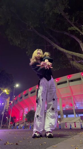 Dancing Tutorial: Step-by-Step Dance Trend Filming Tips