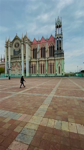 El templo expiatorio del sagrado corazón de Jesús